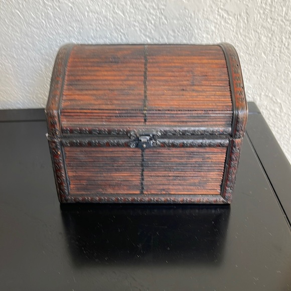 Other - Small antique wooden decorative box